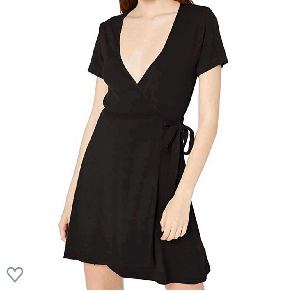 Super Cute RVCA Wrap Dress